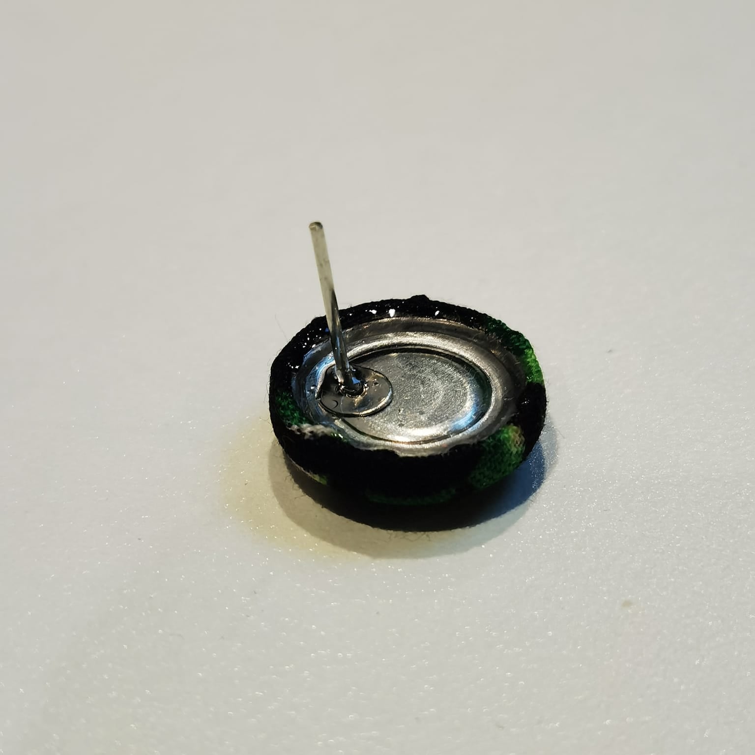 Button Earrings (Studs) (Large)